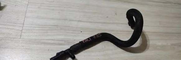 Fuel return line/hose