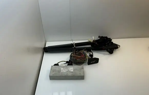 BMW X5 E70 Tailgate hydraulic set 7335274 7286116 7286115
