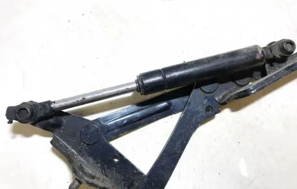 Mazda 121 Tailgate/trunk strut/damper d06156940a