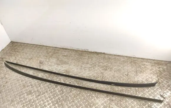 Roof trim bar molding cover
