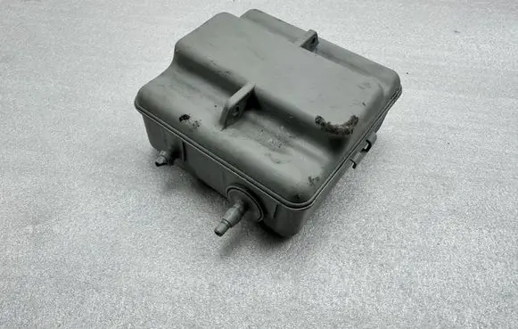 Mercedes-Benz S W222 Vacuum air tank A1708050019