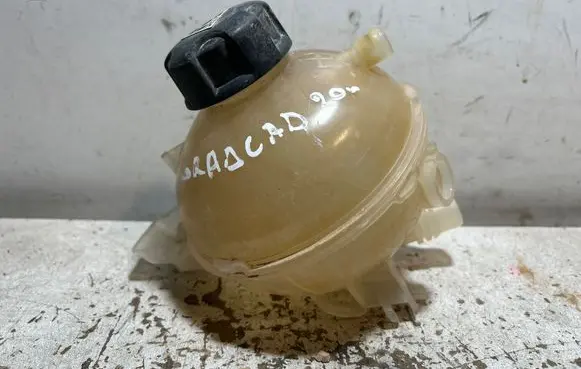 Opel Grandland X Coolant expansion tank/reservoir 9678514680 967812588 9678125980