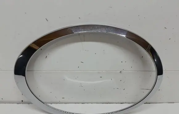 Mini Clubman F54 Under headlight/headlamp trim 51137351371 7351371