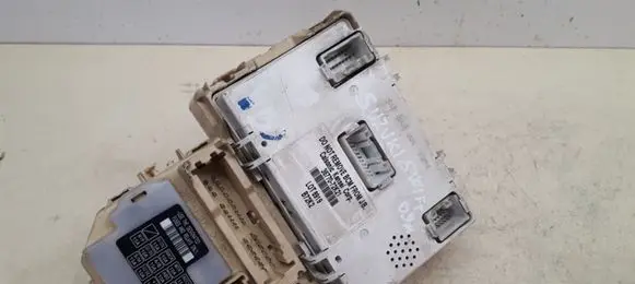 Suzuki Swift I Fuse module 3677072K21