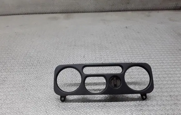 Mitsubishi Pajero Sport I Climate control/heater control trim 