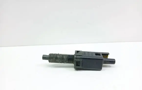 Volkswagen Transporter - Caravelle T4 Brake pedal sensor switch 811907 343B