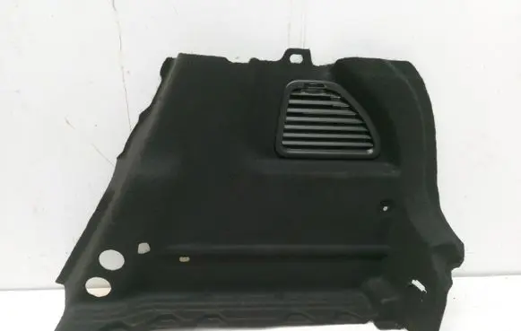Trunk/boot side trim panel