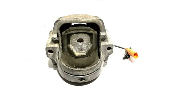 Audi Q5 SQ5 Engine mount bracket 8K0199381AE