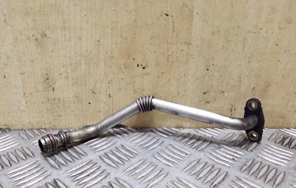 Nissan Qashqai Turbo turbocharger oiling pipe/hose