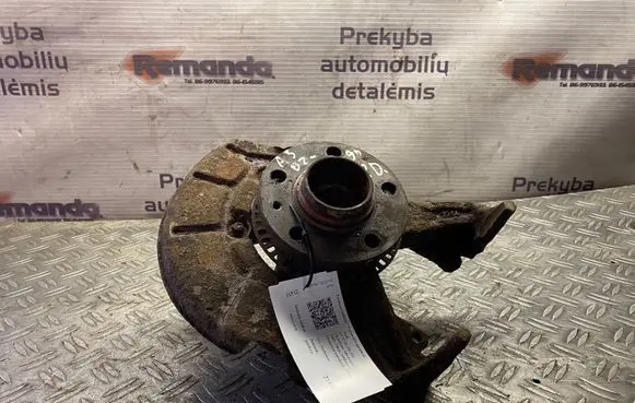 Audi A3 S3 8L Front wheel hub