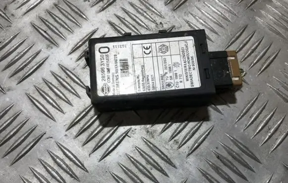 Nissan Navara D22 Immobilizer control unit/module 285963y50 5wk46472b