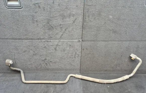 Audi A4 S4 B7 8E 8H Air conditioning (A/C) pipe/hose 8E0260707BK