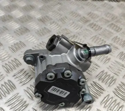 Iveco Daily 6th gen Power steering pump 504243641 7693955604