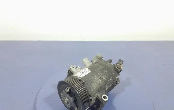 Skoda Octavia Mk3 (5E) Air conditioning (A/C) compressor (pump) 5Q0816803B