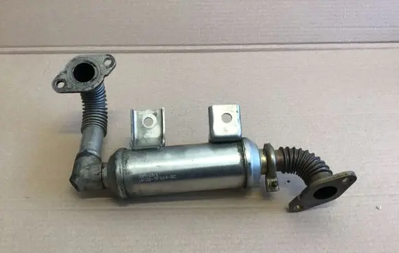 Ford Focus EGR valve cooler 4M5Q9F464BC