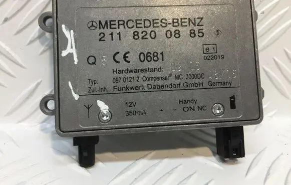 Mercedes-Benz E W211 Bluetooth antenna A2118200885