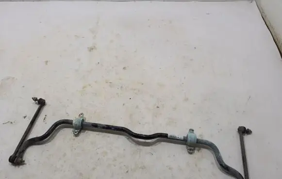 Mercedes-Benz GLA H247 Front anti-roll bar/sway bar A2473200511