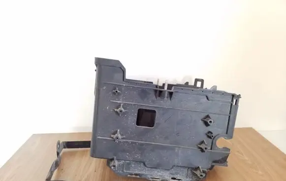 Mazda 5 Battery box tray CC2956040