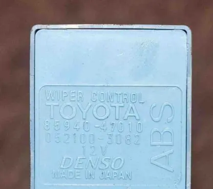 Toyota Prius (XW20) Other devices