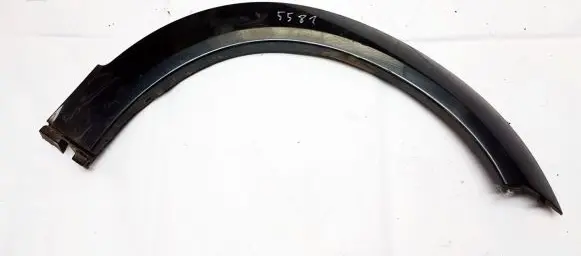 Subaru Outback Front arch trim 
