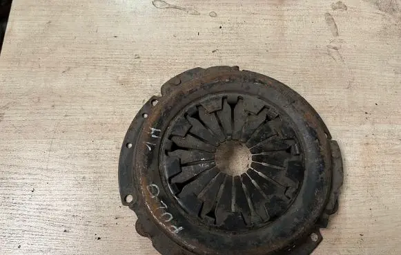 Volkswagen Polo II 86C 2F Pressure plate 