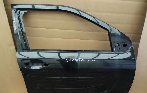 Citroen C4 Cactus Front door