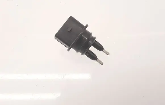 Audi A5 8T 8F Windshield washer fluid level sensor 7M0919376