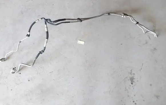 Audi A8 S8 D4 4H Air conditioning (A/C) pipe/hose 4H0820885E 4H0820181