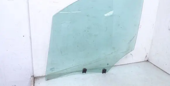 Peugeot Partner Front door window glass four-door AS2