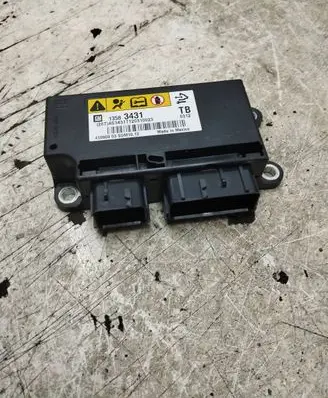 Opel Insignia A Airbag control unit/module 13583431 AS3431T120310023