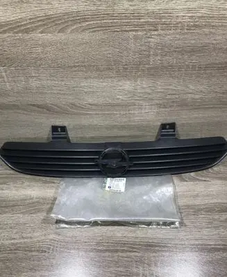 Opel Corsa B Front grill 93188728 6320134