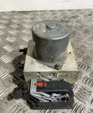 Volkswagen PASSAT B7 ABS Pump 3AA614109M 54085806B 17654032