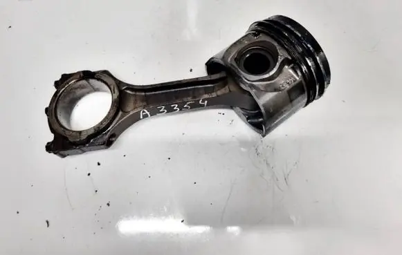 Ford Mondeo Mk III Piston with connecting rod