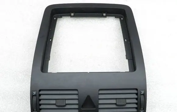 Volkswagen Touran I Dash center air vent grill 1T2819728B 1T2819728