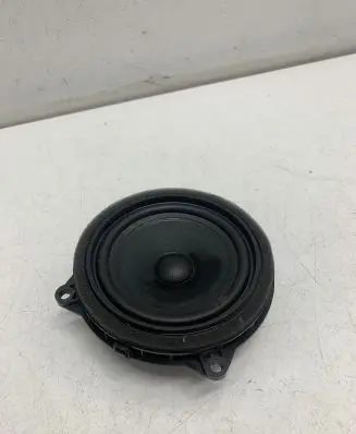 BMW 2 F46 Front door speaker 105975
