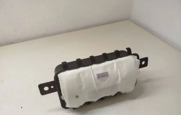 KIA Carens III Passenger airbag 84530A4000