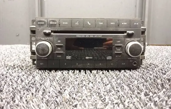 Chrysler Grand Voyager V Radio/CD/DVD/GPS head unit 05064954AC T1AA1690Y0236 5311611