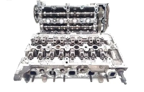 Opel Combo C Engine head 55188595 55204917