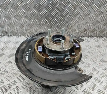Toyota GR 86 Rear wheel hub SU00310802