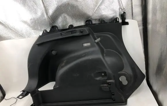Jeep Compass Trunk/boot side trim panel 735719123