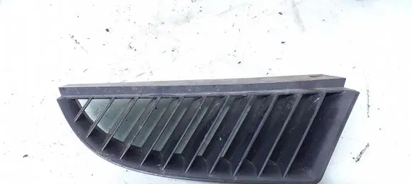 Mitsubishi Colt Front bumper upper radiator grill MN127774