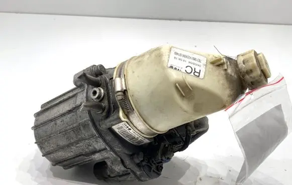 Opel Astra H Power steering pump 13192897