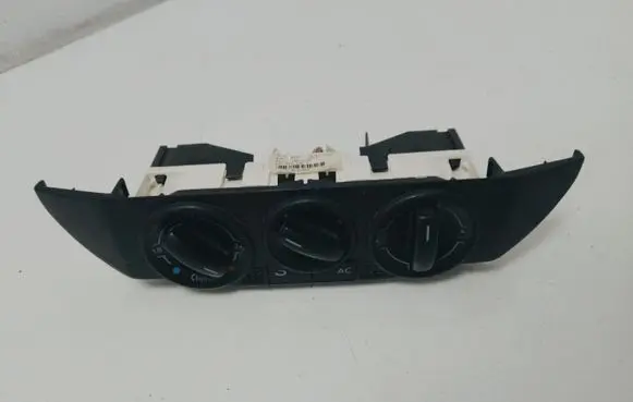 Volkswagen Polo Climate control unit 6Q0820045E