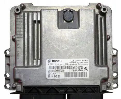 Peugeot 208 Engine control unit/module 9818084380