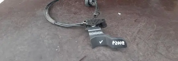 Peugeot 2008 I Engine bonnet/hood lock release cable 