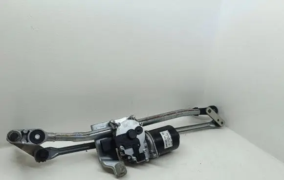 BMW 1 E81 E87 Front wiper linkage and motor 7193037 405122 1049E