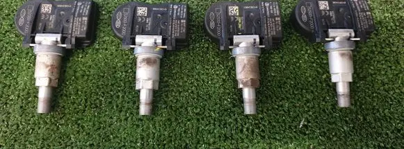 Hyundai i30 Tire pressure sensor 52933-F2000
