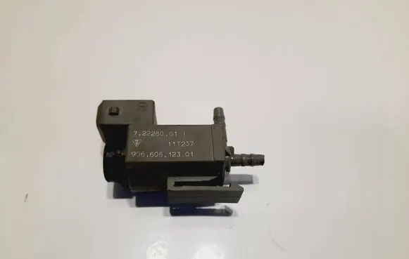 Porsche Cayman 987 Valve vacuum 