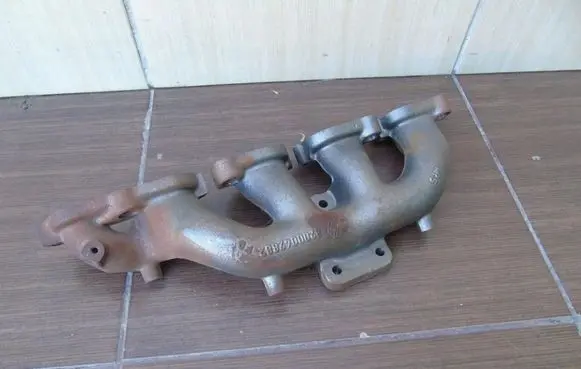 Renault Espace IV Exhaust manifold 8200042882