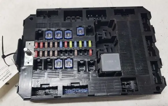 Jaguar XF X250 Fuse module BX2314B476AA 7370030730